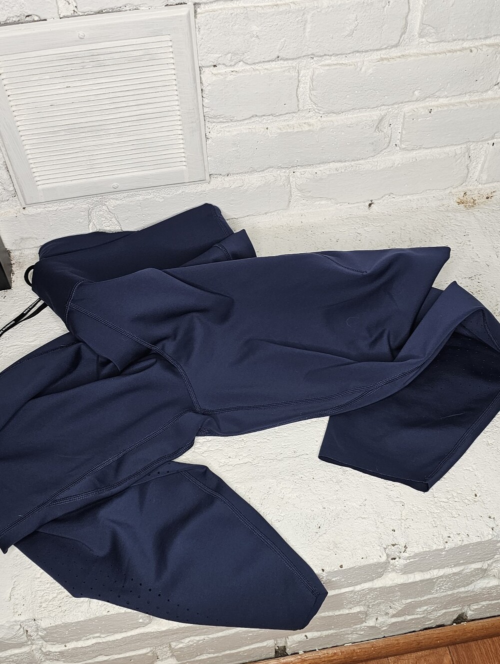 Nike Navy Athletic Leggings with White Swoosh - Picture 2 of 3